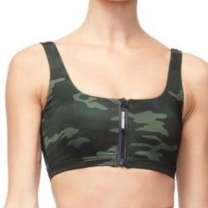 NWT Good American zip up camo sports bra